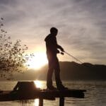 Jakie warunki atmosferyczne wpływają na działanie echosondy?